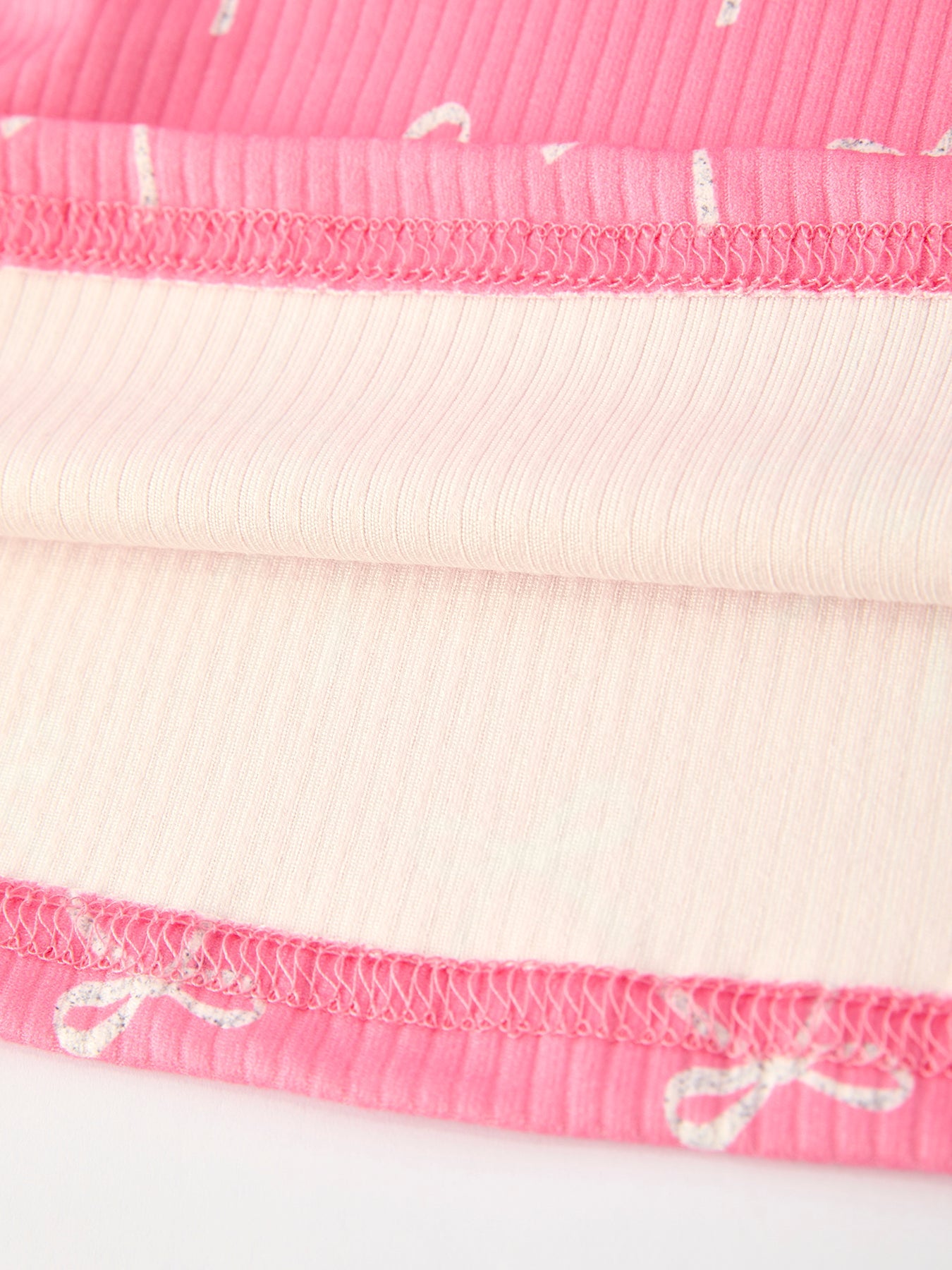 Christmas Bow Girls Dress: Festive and Adorable Design