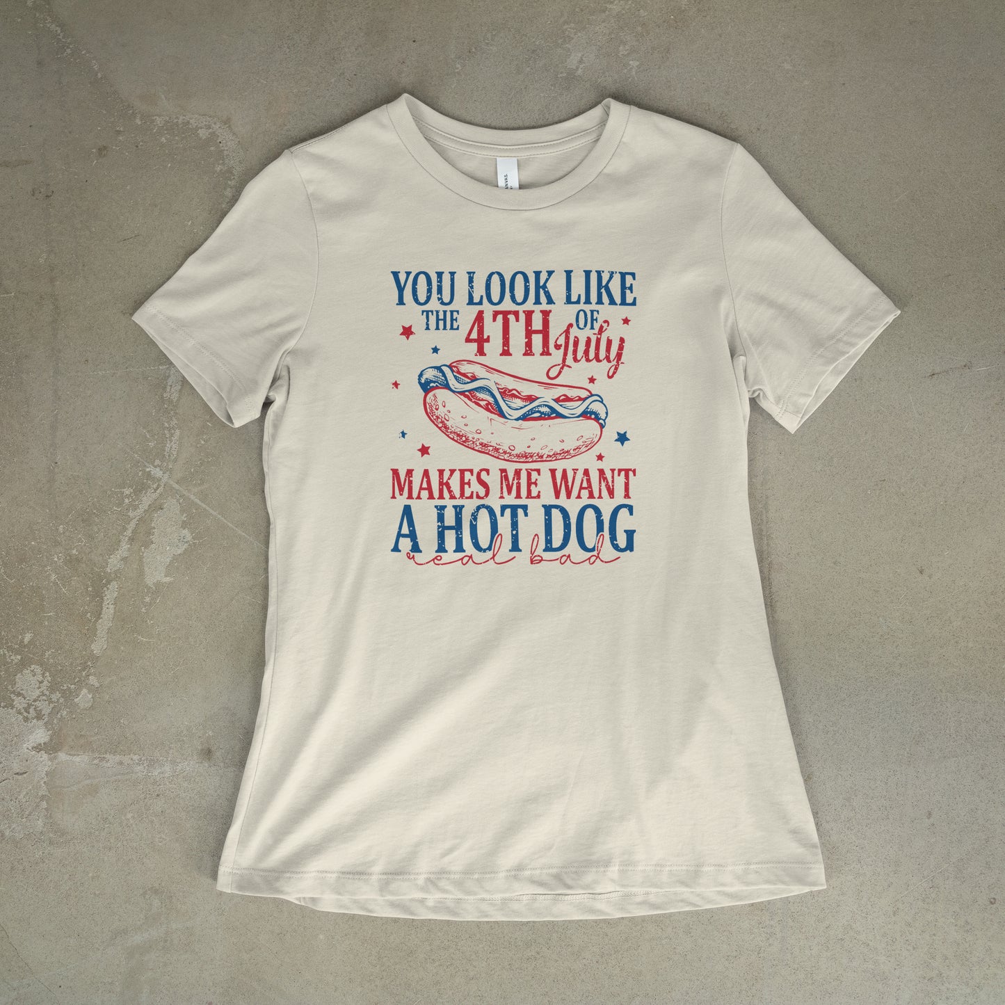 “You Look Like the 4th of July” Hot Dog Graphic Tee – Patriotic Independence Day Shirt
