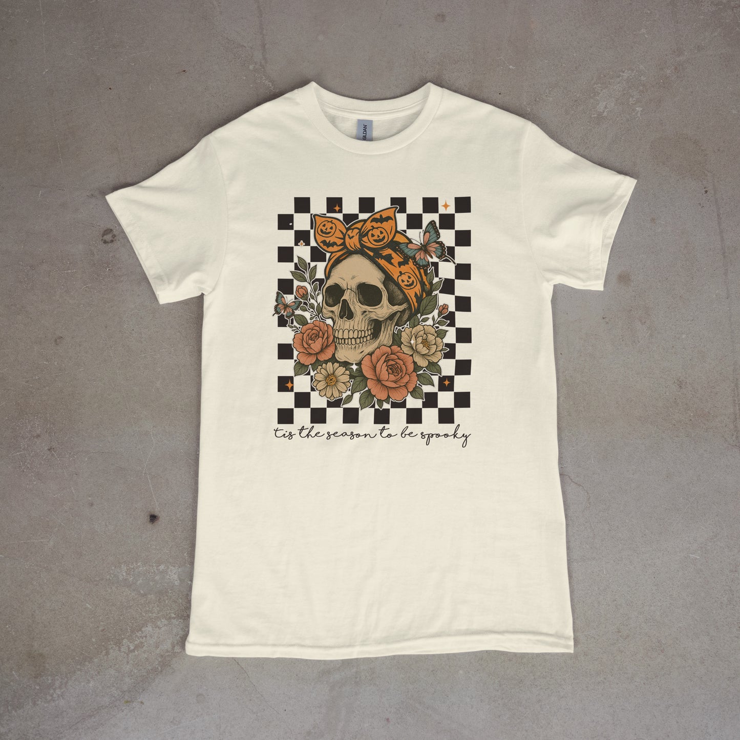 Tis the Season to Be Spooky Retro Skull Tee β Halloween Graphic Shirt