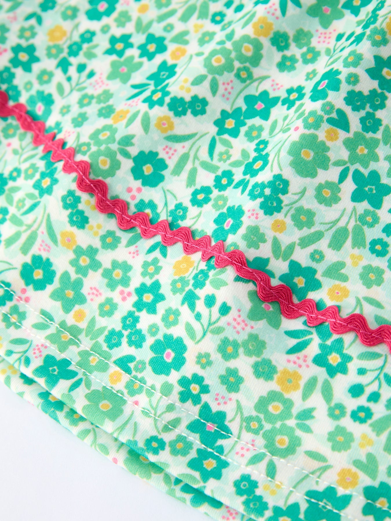 Girls St. Patrick’s Day Shamrock Bow Smocked Dress