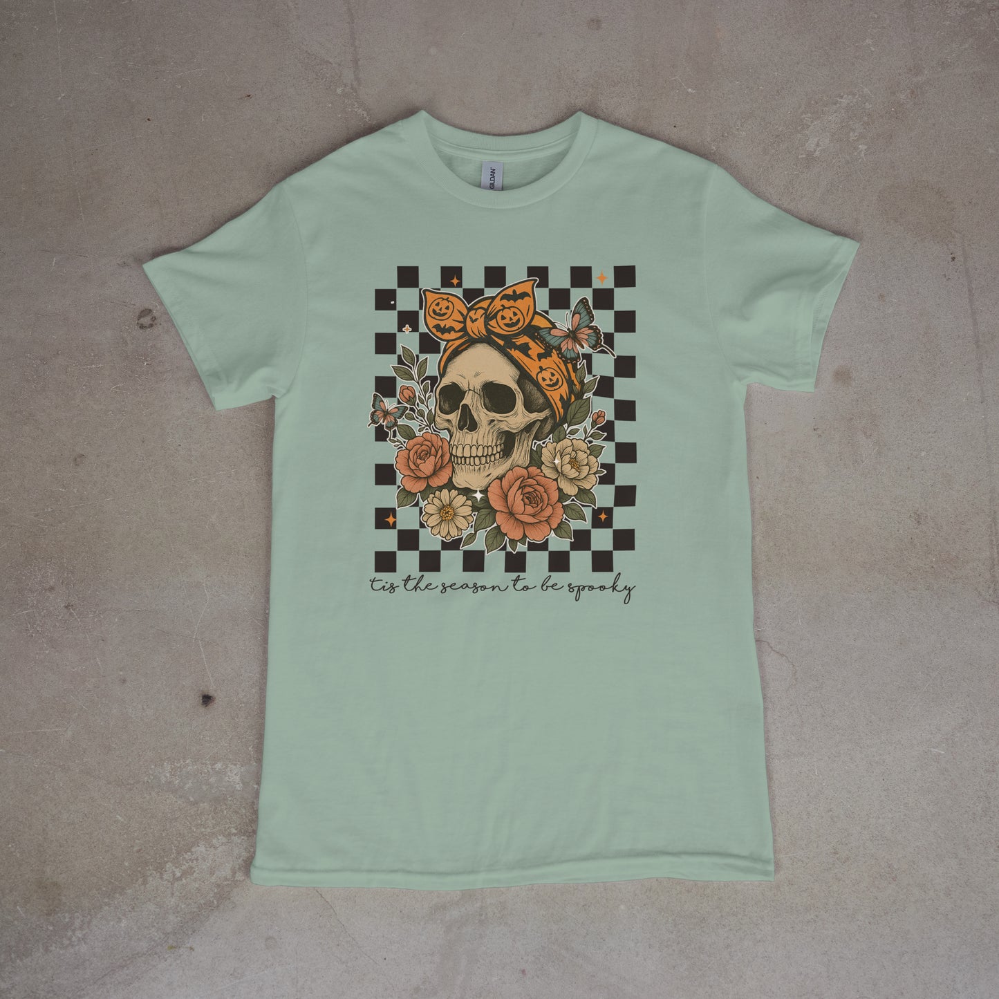 Tis the Season to Be Spooky Retro Skull Tee – Halloween Graphic Shirt