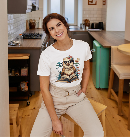 Bookish Owl Floral Tee – Cute Owl Shirt for Book Lovers & Teachers