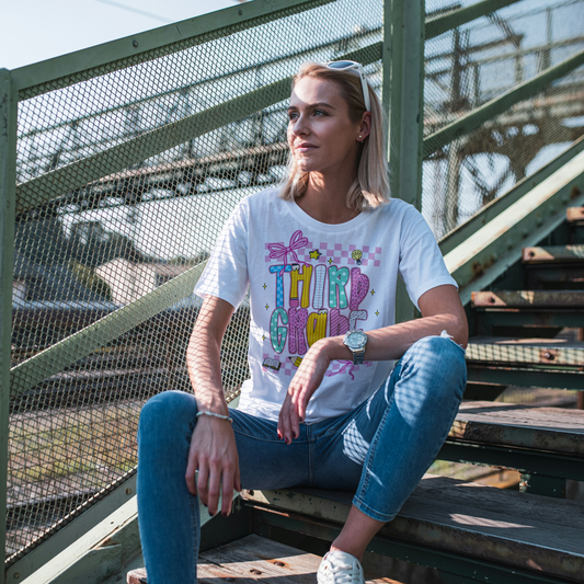 Hello Third Grade Teacher Shirt – Trendy Graphic Tee