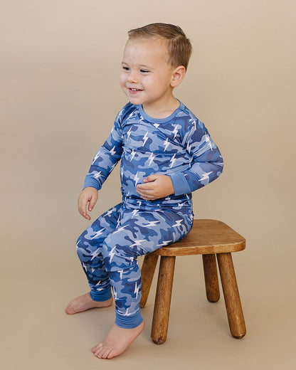 Bamboo Two Piece Set | Blue Camo Bolts
