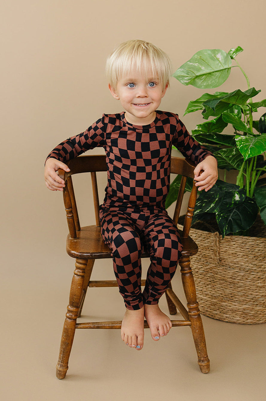 Bamboo Two Piece Set | Chocolate Wavy Checkered