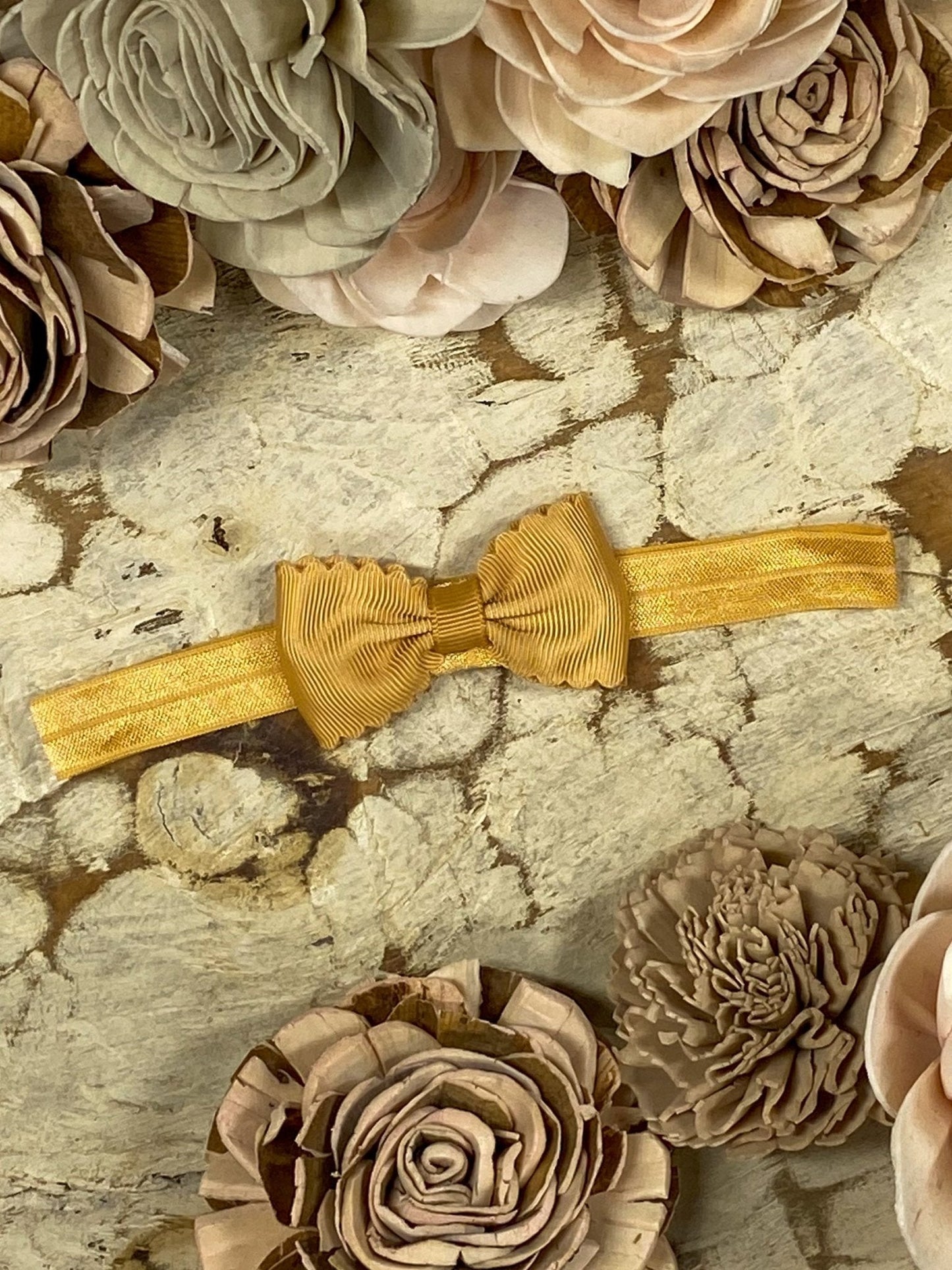 Bitty Scalloped Bow - Headband - 2.5"