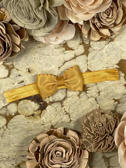 Bitty Scalloped Bow - Headband - 2.5"