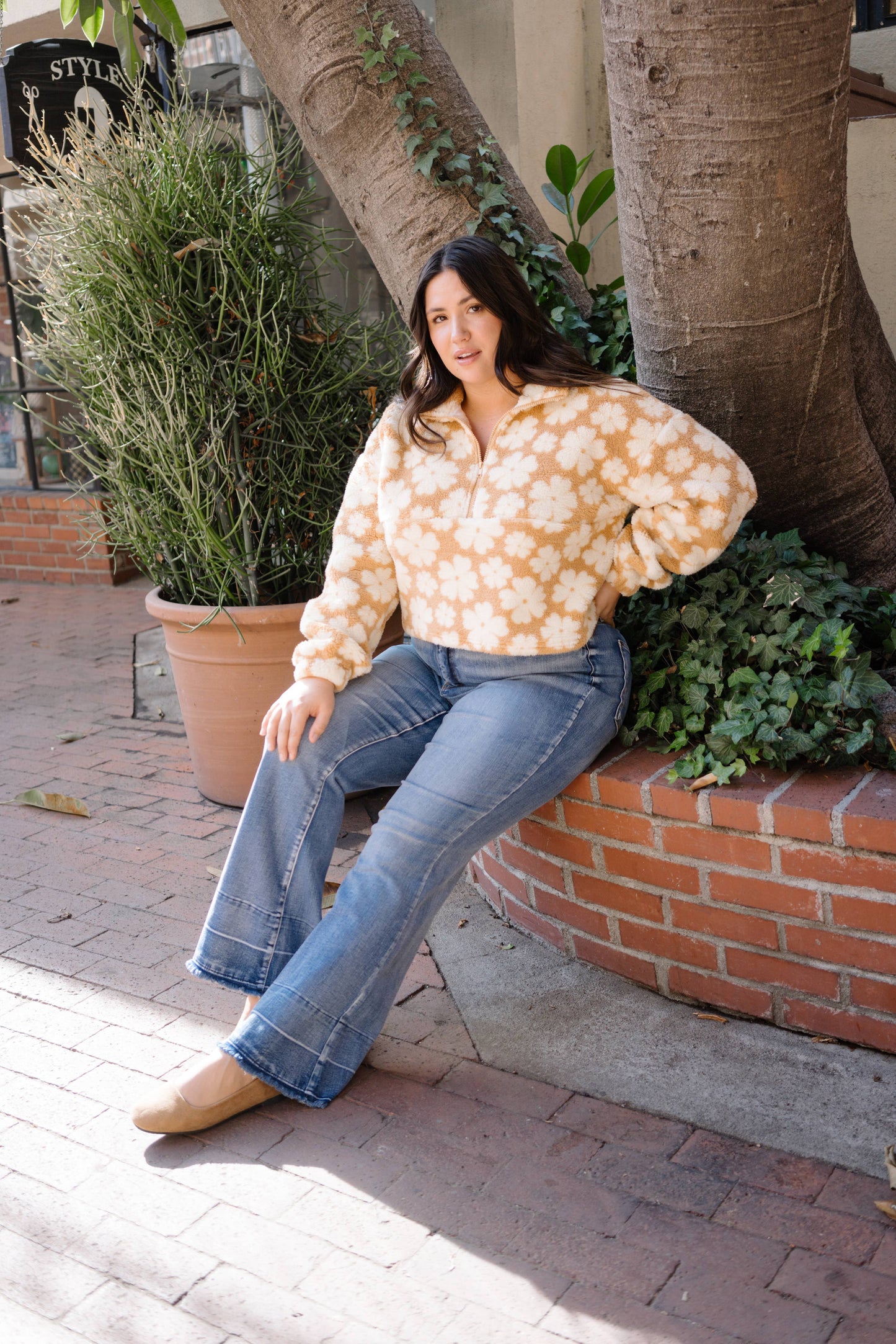 Judy Blue Curvy Fit High-Waist Tummy Control Release Hem Flare (14W–20W)