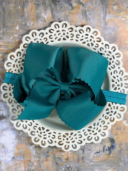 Oversize Scalloped Bows - Alligator Clip - 5.5"