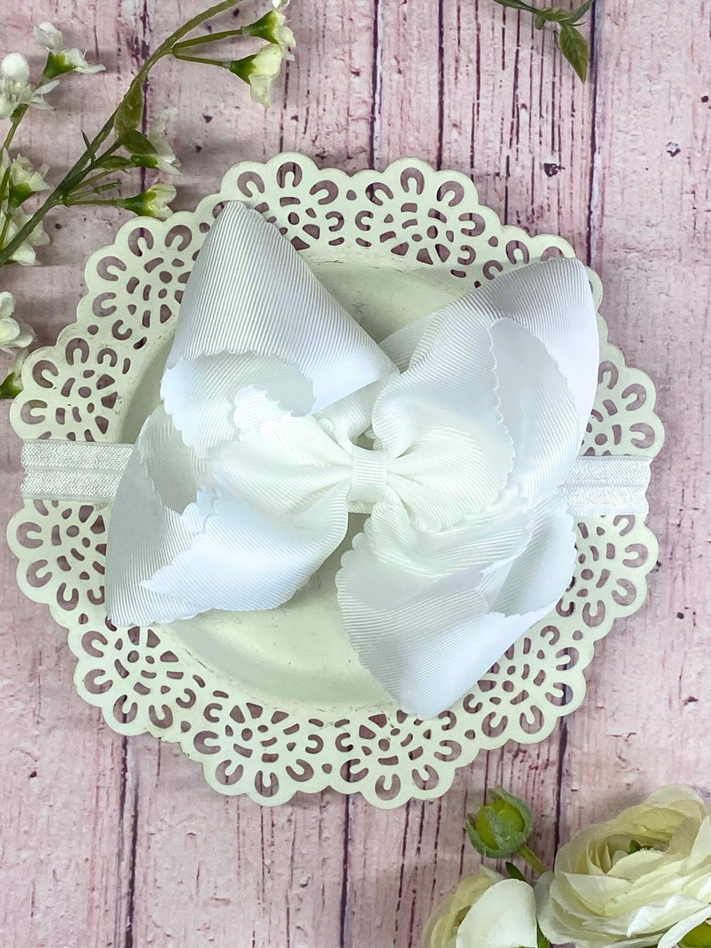 Oversize Scalloped Bows - Alligator Clip - 5.5"