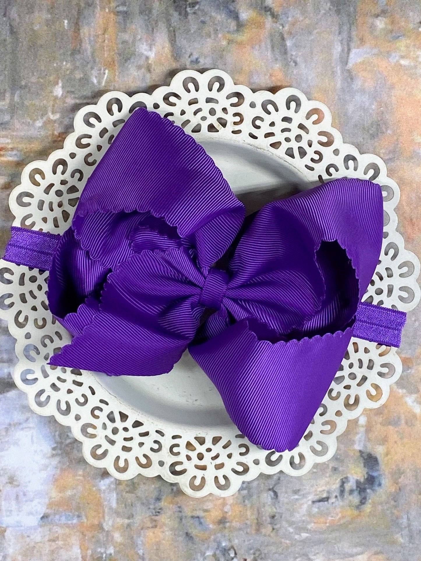 Oversize Scalloped Bows - Alligator Clip - 5.5"